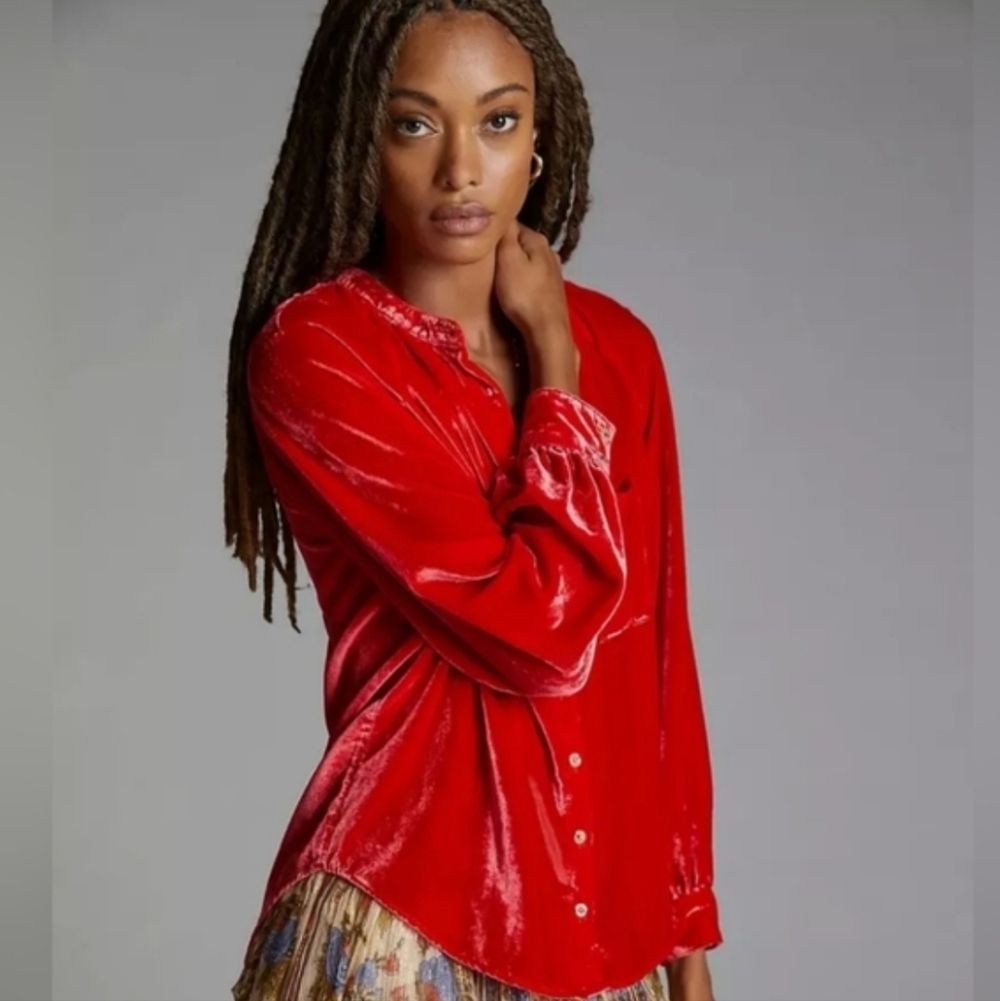 Anthropologie Pilcro Puff-Sleeved Velvet Buttondown Red / Rouge Size Medium MP